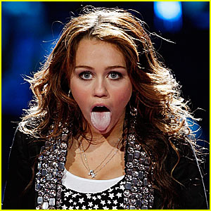 miley-cyrus-tongue.jpg